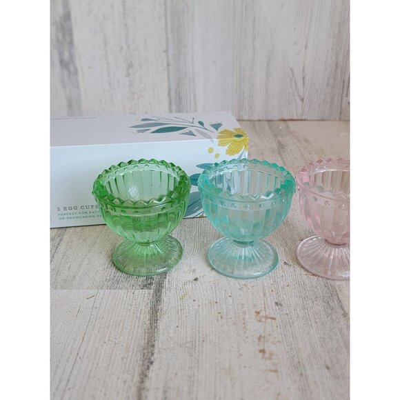 Hallmark 3 egg cups holder Easter pastel set home decor - Picture 2 of 6